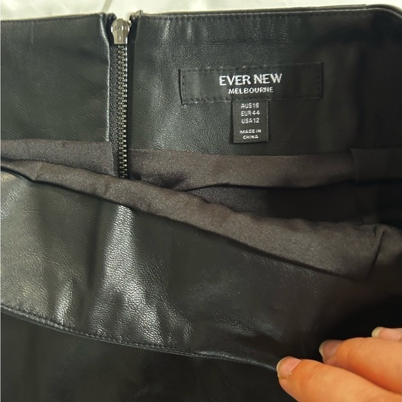 EVER new Melbourne faux leather Black Solid Knee Length Pencil Skirt - Picture 10 of 11